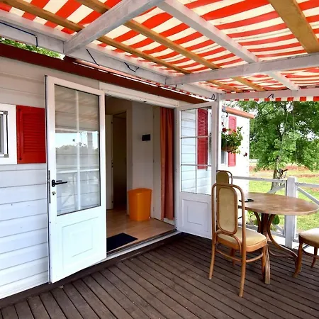 Summer On Spacious Ranch Ferienhaus