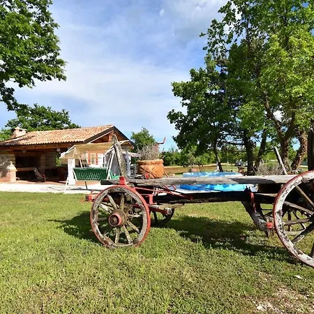 Summer On Spacious Ranch * Marčana